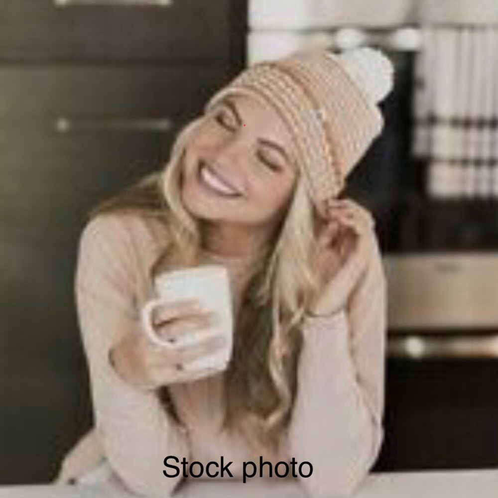 KROCHET WHITE AND COPPER BEANIE